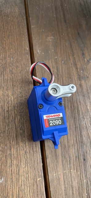 Maxx 4S 8kg Waterproof Servo 